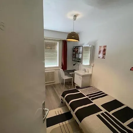 Guest house Independent Room With Stunning View In Pully