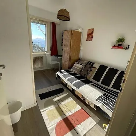 Gasthof Independent Room With Stunning View In Pully *